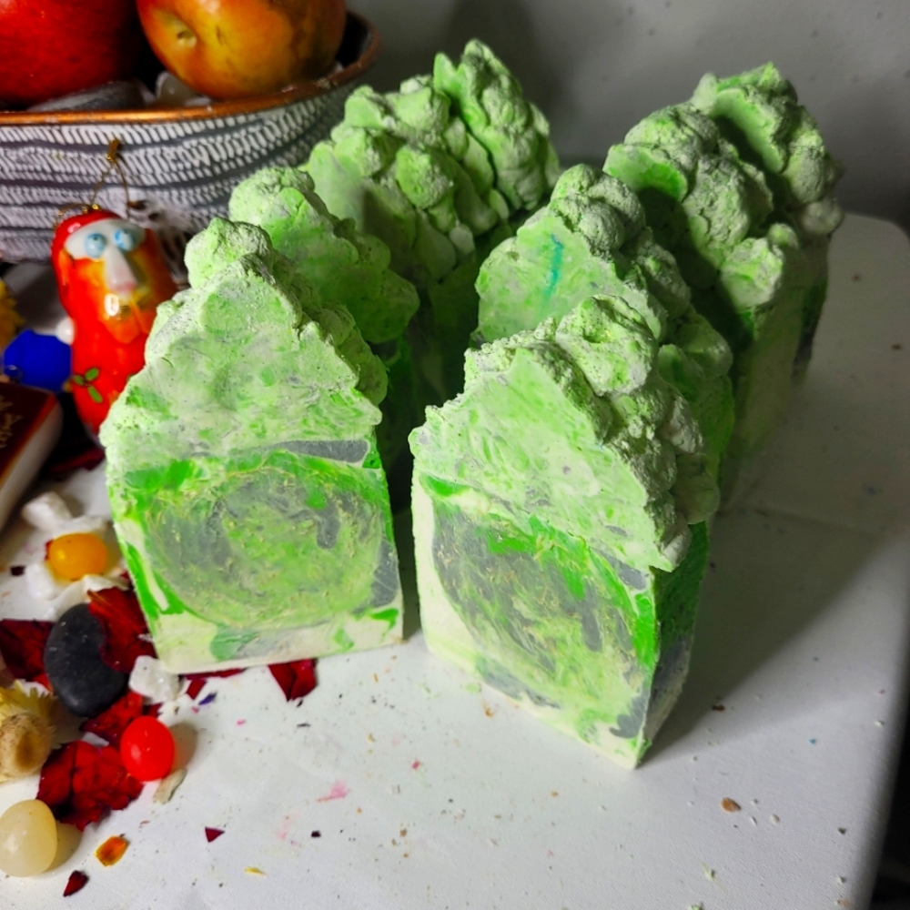 2 patchouli scented with loofah soap bars - Picture 13 of 16